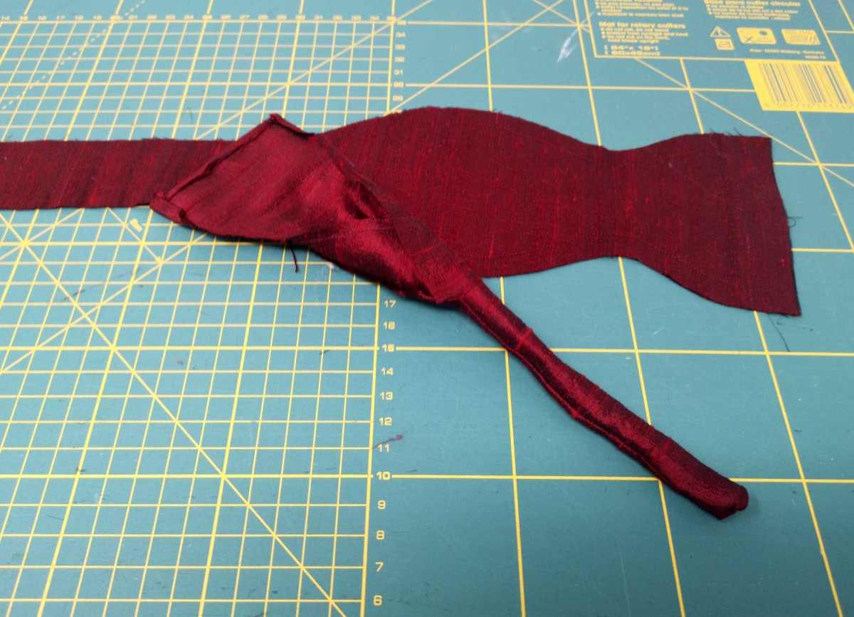 schmetz_do-it_Schnittmuster_Fliege_step_06
