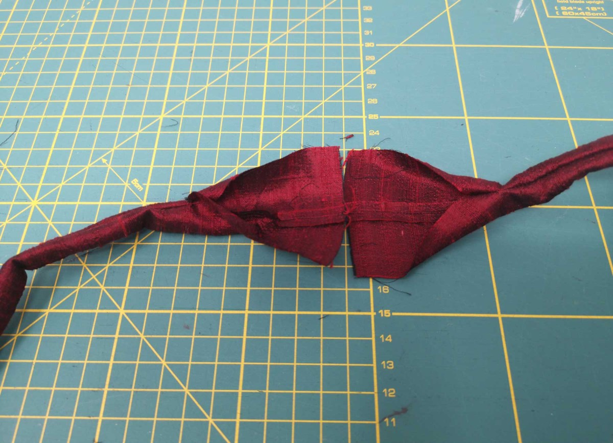 schmetz_do-it_Schnittmuster_Fliege_step_07